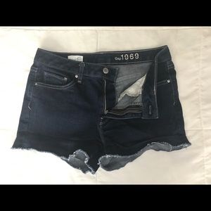 Way cute and sexy GAP 1969 shorts